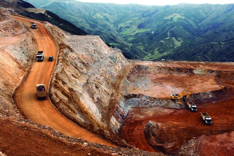 Gestión de seguridad y salud en Minera La Zanja: operación y liderazgo para la prevención de accidentes