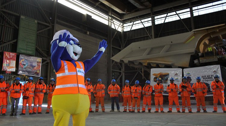 “Alertín”, un divertido “suricato” que ejemplifica la importancia del trabajo en equipo para prevenir la fatiga y somnolencia