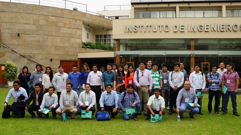 Participantes del tercer curso sobre nuevo reglamento de seguridad