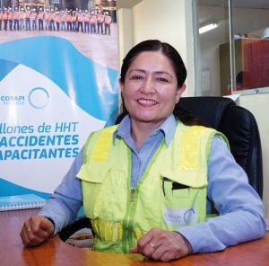 Narda Alvarado Casós, gerente de SSOMA Narda Alvarado Casós, gerente de SSOMA
