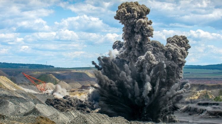 Normas clave para la seguridad en la manipulación de explosivos en minería